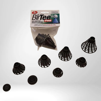 8er-Pack schwarze Golf Tees aus Kunststoff in verschiedenen Höhen, vor weißem Hintergrund