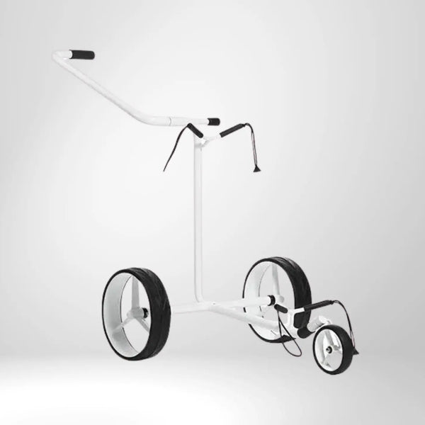 Weißer, manueller Golf Trolley mit drei Rädern auf weißem Hintergrund