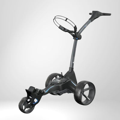 Moderner elektrischer Golf Trolley mit drei Rädern und stabilem Rahmen auf weißem Hintergrund