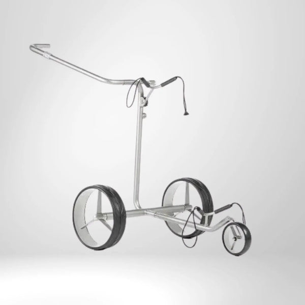 Moderner silberner Elektro Golf Trolley mit drei Rädern, Zubehörkabel sichtbar