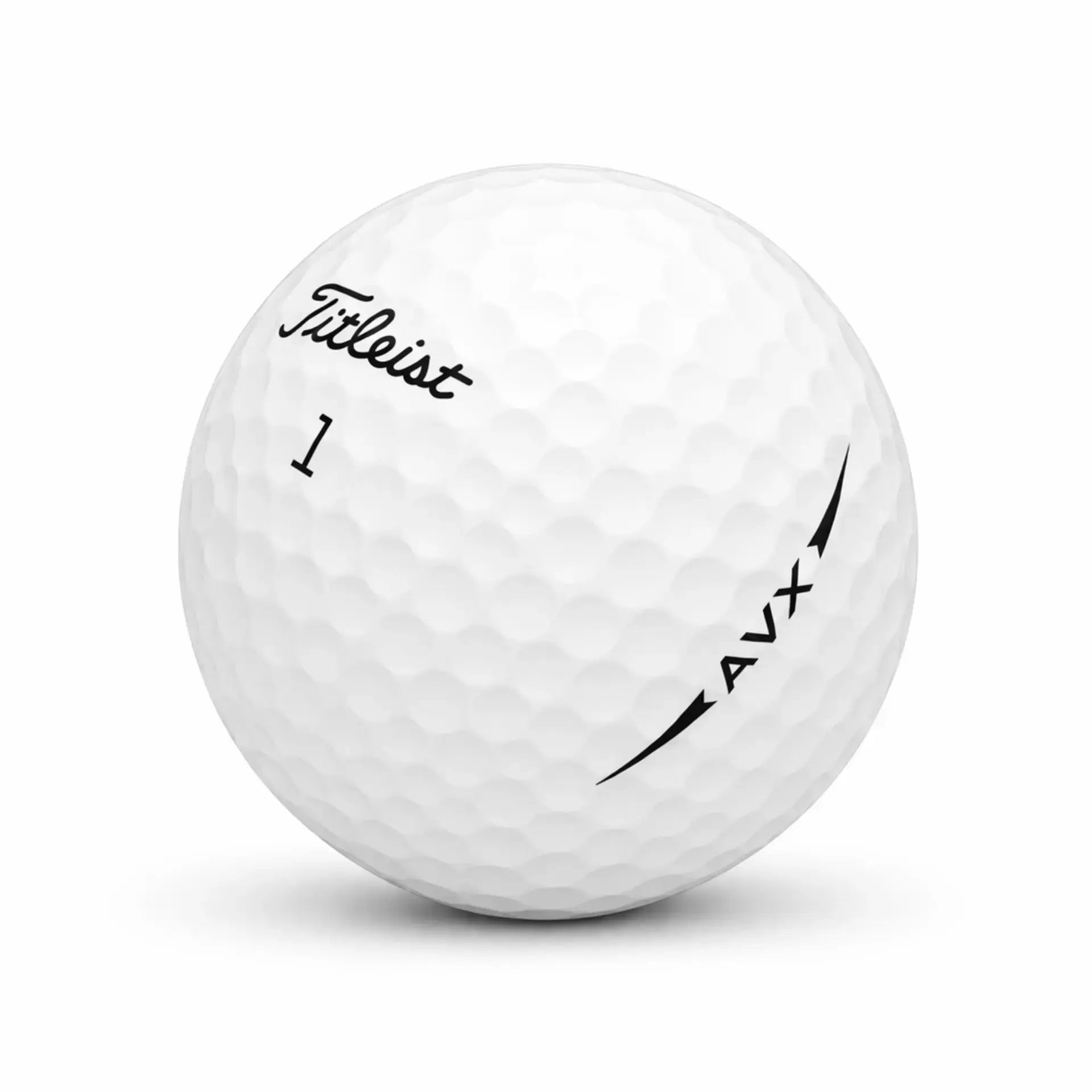 Weißer Golfball mit Titelist-Logo und AVX-Markierung, Nahaufnahme, Golfzubehör