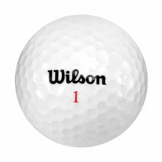 Weißer Golfball mit Wilson Logo und roter Nummer 1 auf weißem Hintergrund