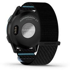 Rückseite einer schwarzen Approach J1 Golfuhr mit Nylon-Armband und Ladeanschluss