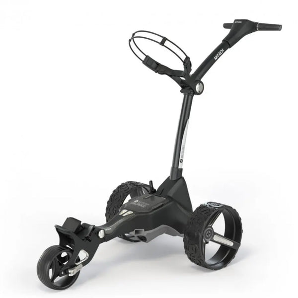 Schwarzer elektrischer Golf Trolley mit drei Rädern auf weißem Hintergrund, modernes Golf Zubehör