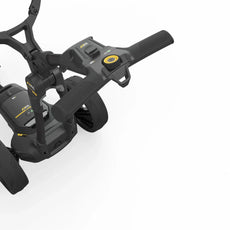 Detailaufnahme von elektrischem Golf Trolley Griff mit Bedienfeld, schwarz