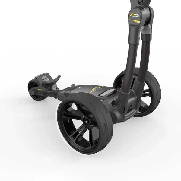 Elektrischer Golf Trolley mit schwarzen Rädern und robustem Gestell auf weißem Hintergrund
