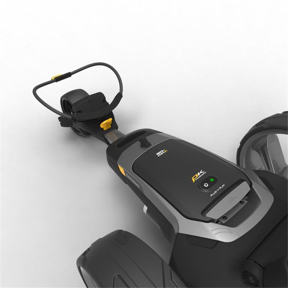 Moderner elektrischer Golf Trolley in Schwarz mit gelben Akzenten auf weißem Hintergrund