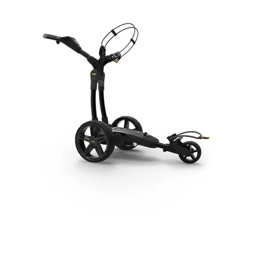 Schwarzer E-Trolley für Golf, modern mit drei Rädern auf weißem Hintergrund