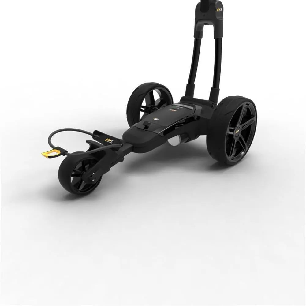 Schwarzer elektrischer Golf Trolley mit drei Rädern auf hellem Hintergrund