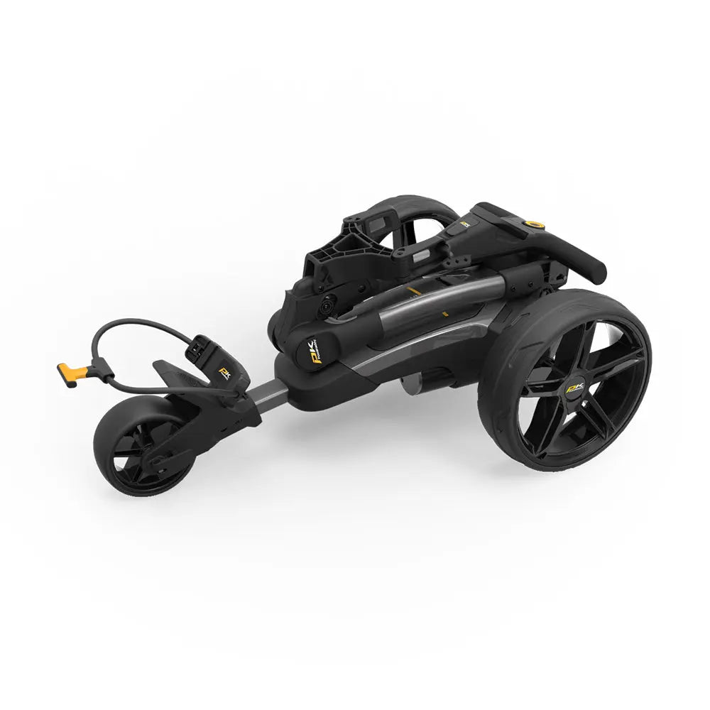 Gefalteter elektrischer Golf Trolley in Schwarz mit großen Rädern vor weißem Hintergrund