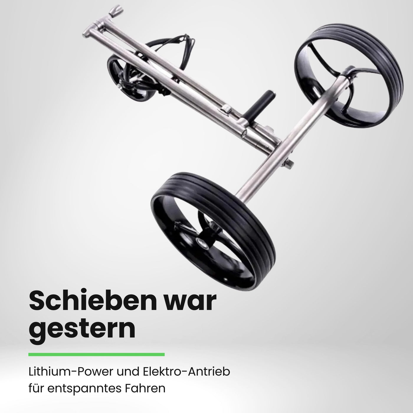 Moderner Golf Elektrotrolley aus Titan mit drei großen schwarzen Rädern auf weißem Hintergrund