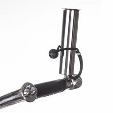 Detailansicht Edelstahl Scorekartenhalter für Golf E-Trolley, Befestigung mit Gummizug