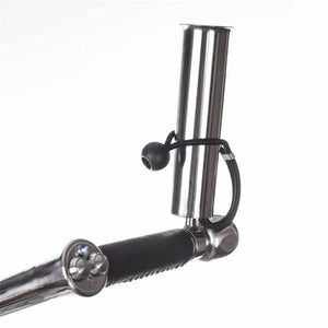 Detailansicht Edelstahl Scorekartenhalter für Golf E-Trolley, Befestigung mit Gummizug