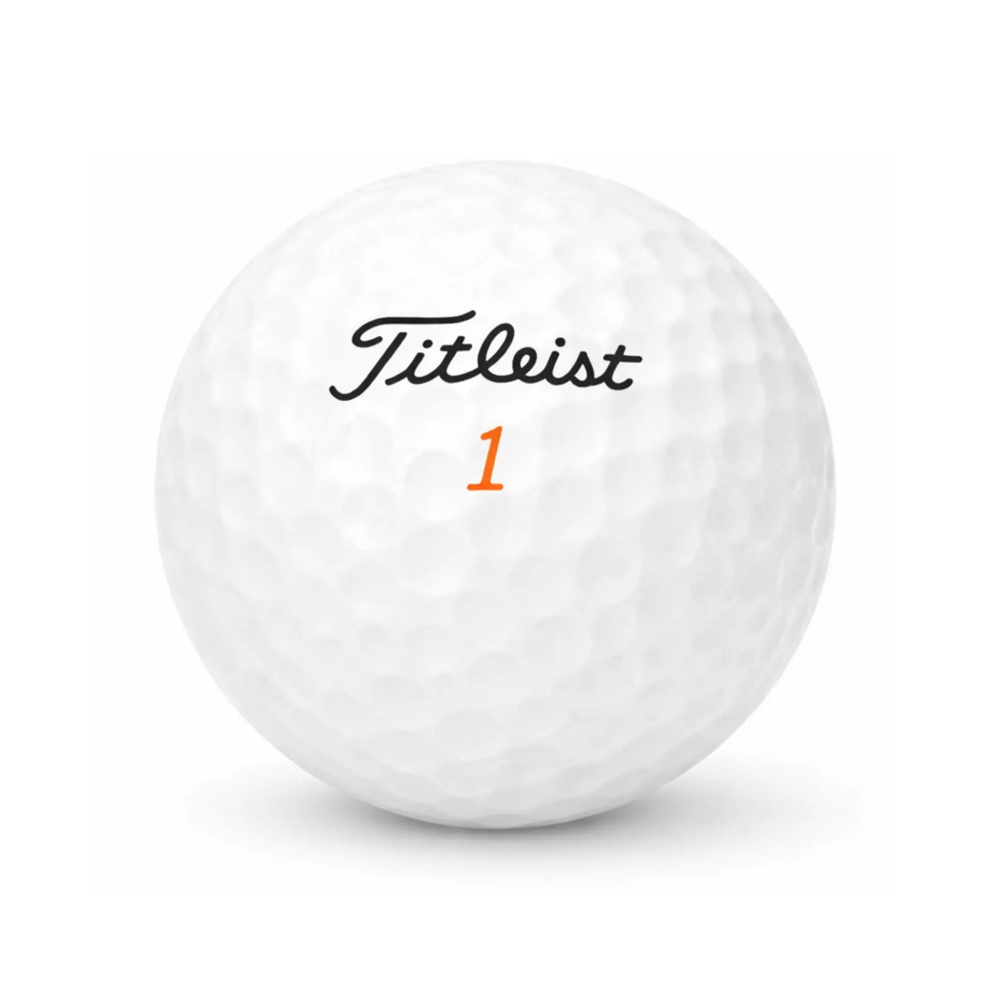 Titleist Velocity – Nahaufnahme weißer Golfball mit dimpled Oberfläche und Logo