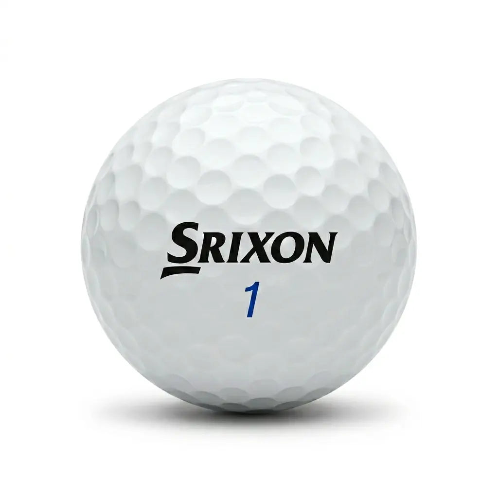 Srixon AD333 / Q-Star – Nahaufnahme weißer Srixon Golfball mit dimpled Oberfläche und Logo