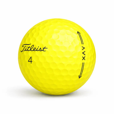 Titleist AVX Yellow Lakeballs | AAAA – 25 gebrauchte gelbe Golfbälle freigestellt auf weißem Hintergrund
