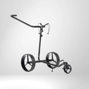 JUCAD CARBON Golftrolley – Leichter schwarzer Carbon-Golftrolley, Gesamtansicht freigestellt