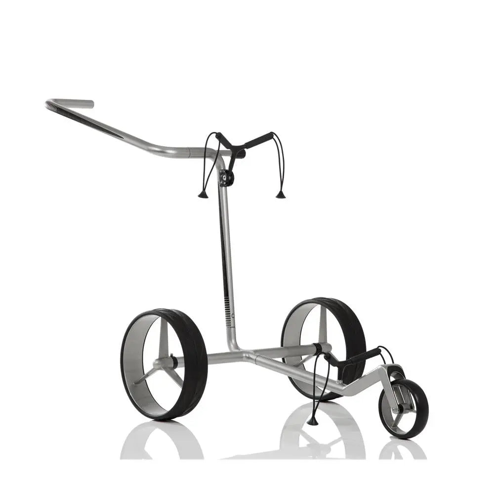 Moderner Golf Trolley aus Carbon mit drei Rädern in Schwarz und Silber auf weißem Hintergrund