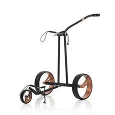 Elektrischer Golf Trolley in Schwarz mit bronzefarbenen Felgen auf weißem Hintergrund