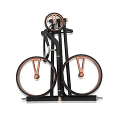 Zusammengeklappter, eleganter, schwarzer Golf E-Trolley mit kupferfarbenen Felgen, Draufsicht