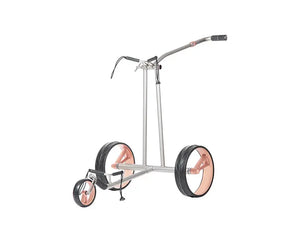 Moderner, leichter Golf Trolley mit großen, roségoldenen Rädern auf weißem Hintergrund