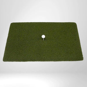 Golf Abschlagmatte mit Tee und Ball, geeignet für Indoor Golf Training