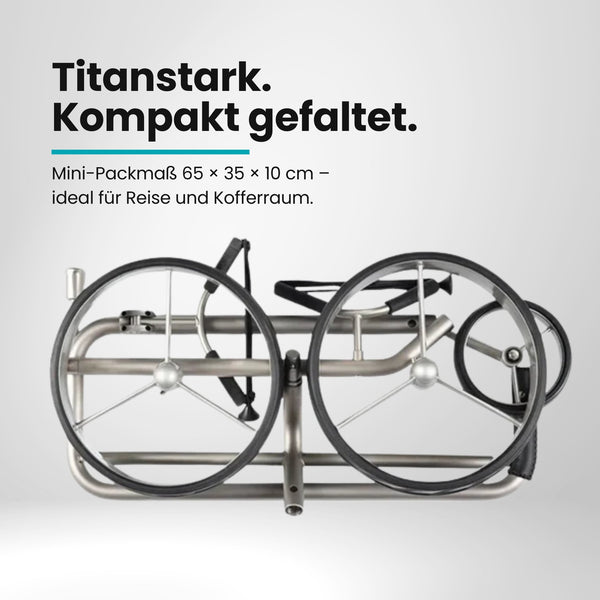 Zusammengeklappter silberner Golf Trolley mit drei Rädern, platzsparend für Transport